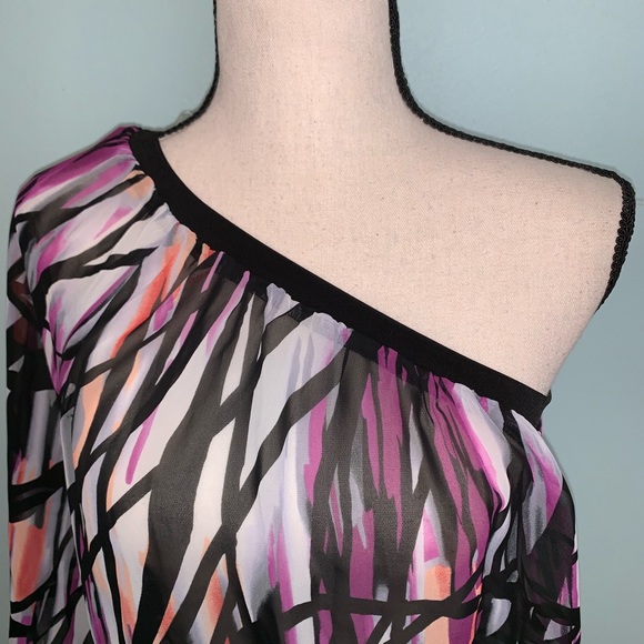 NWT Bisou Bisou Wmn One Shoulder Abstract Top - Picture 3 of 6